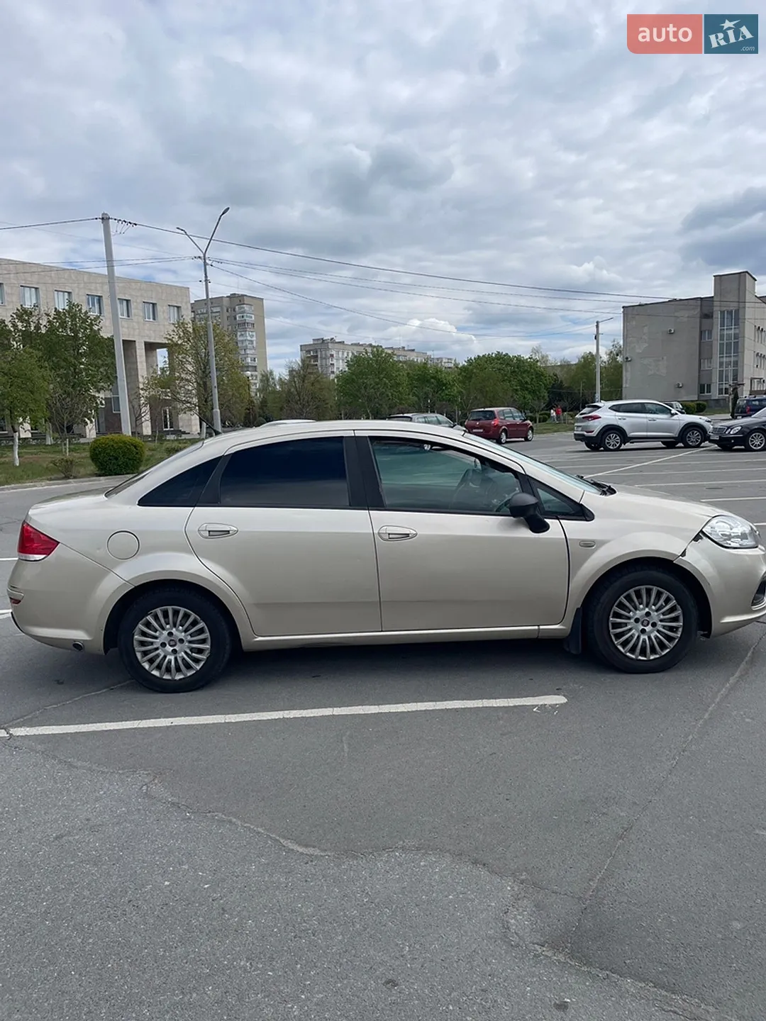 2015 Fiat Linea - мініатюра 15