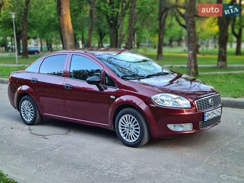 Седан Fiat Linea 2010 в Житомире