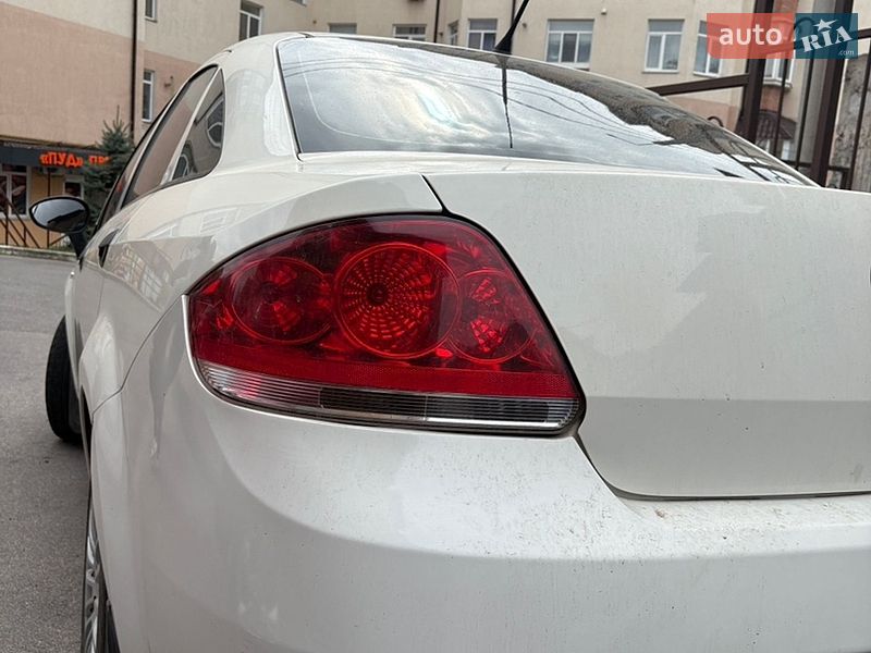 Седан Fiat Linea 2012 в Ладыжине