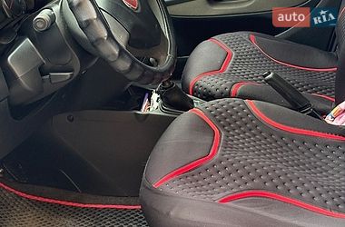 Седан Fiat Linea 2012 в Ладыжине
