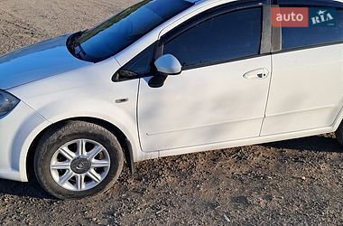 Седан Fiat Linea 2013 в Турке