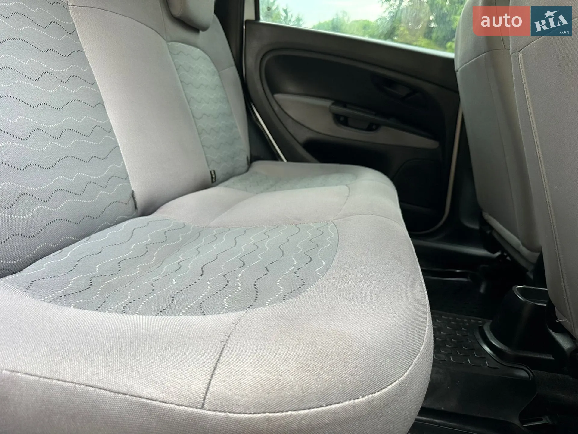 2015 Fiat Linea - мініатюра 34