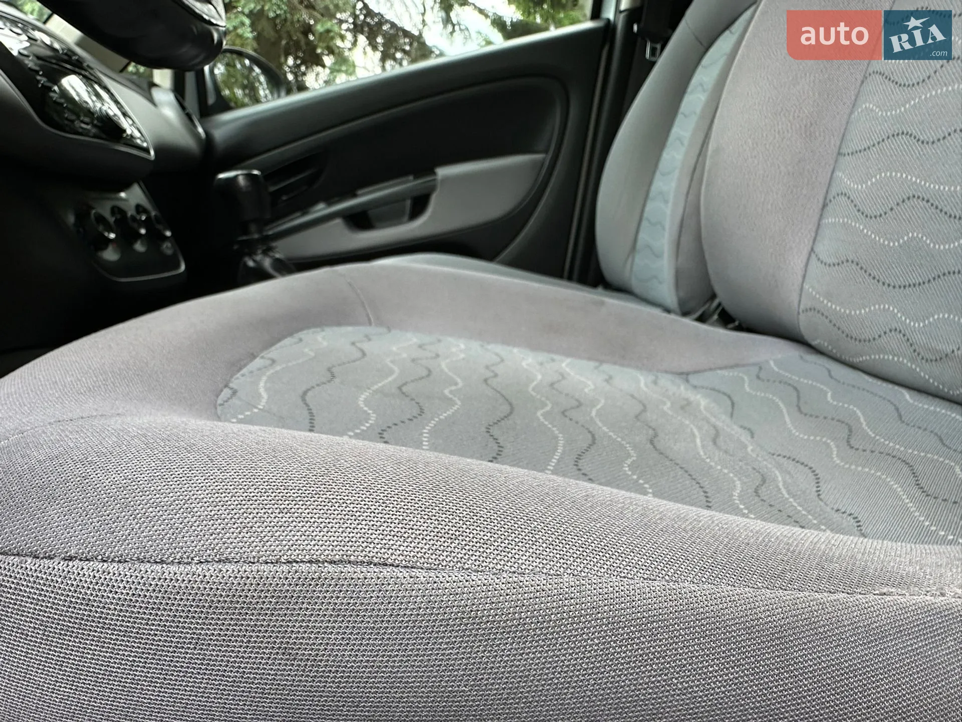 2015 Fiat Linea - мініатюра 43