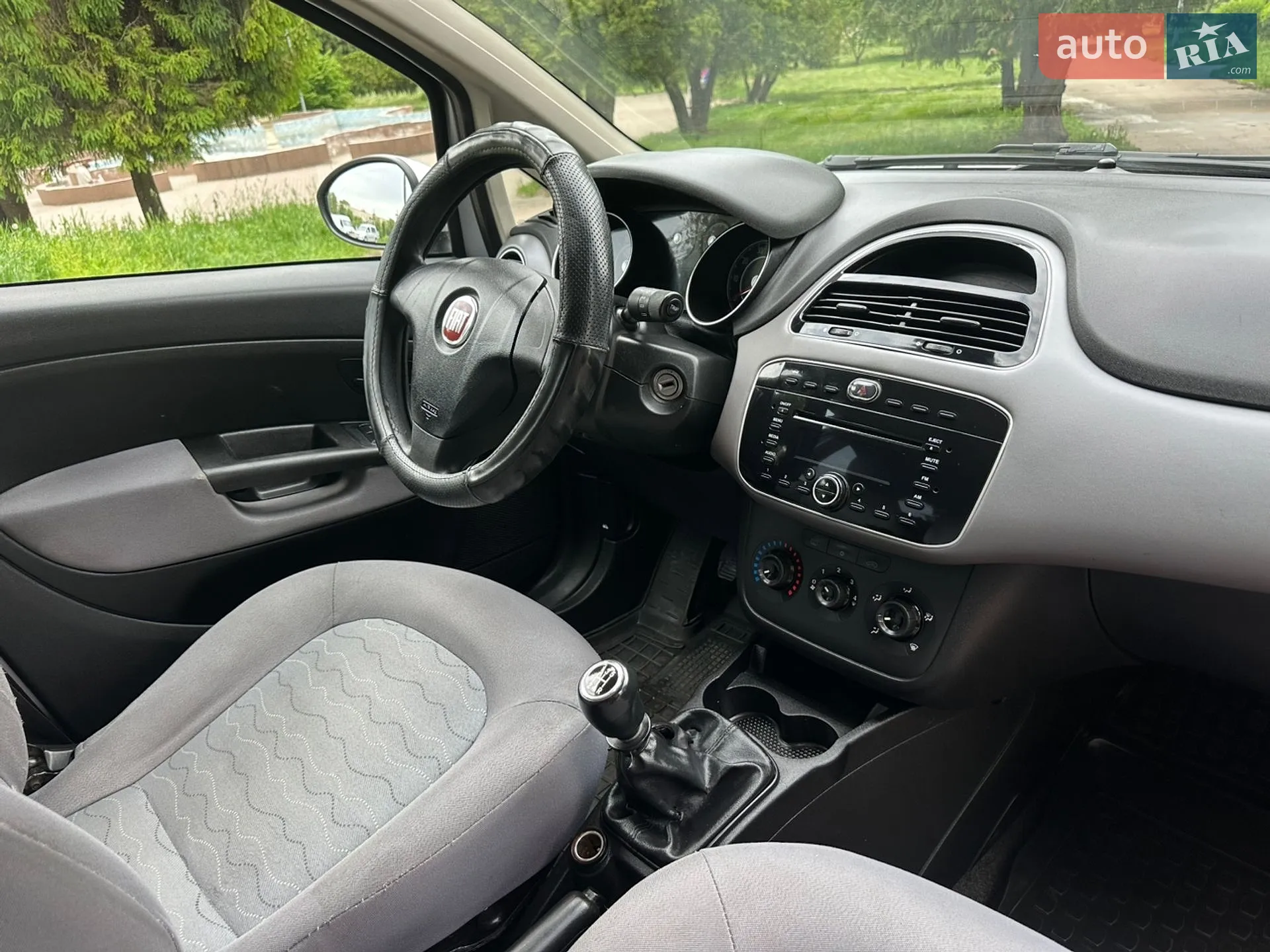 2015 Fiat Linea - мініатюра 54