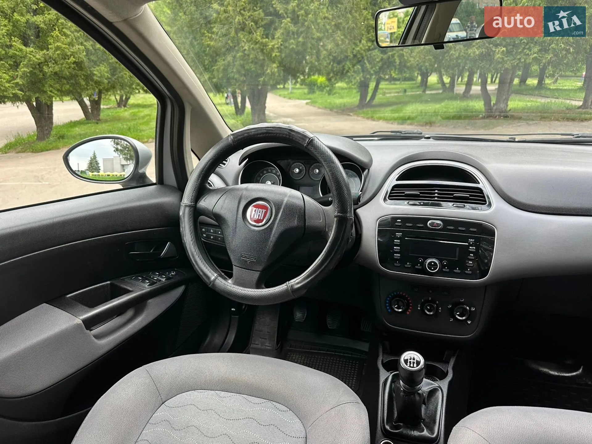 2015 Fiat Linea - мініатюра 58