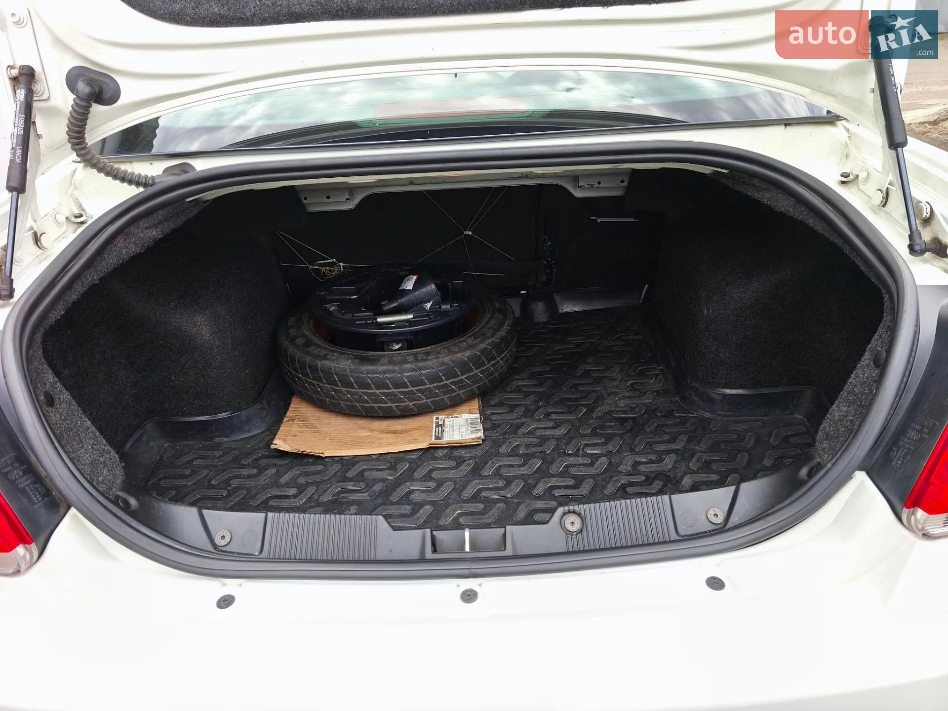 2012 Fiat Linea - мініатюра 7