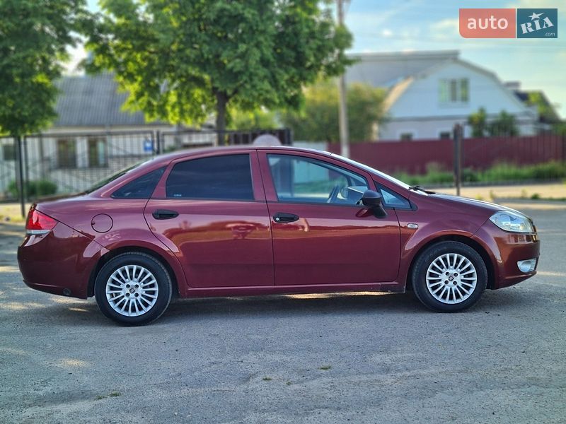 Седан Fiat Linea 2010 в Житомире