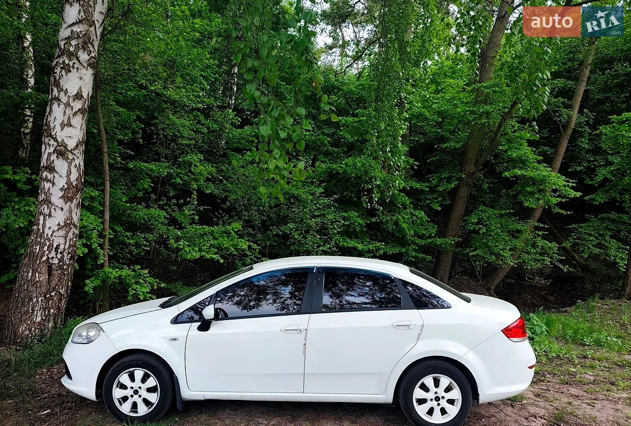 2012 Fiat Linea - мініатюра 30