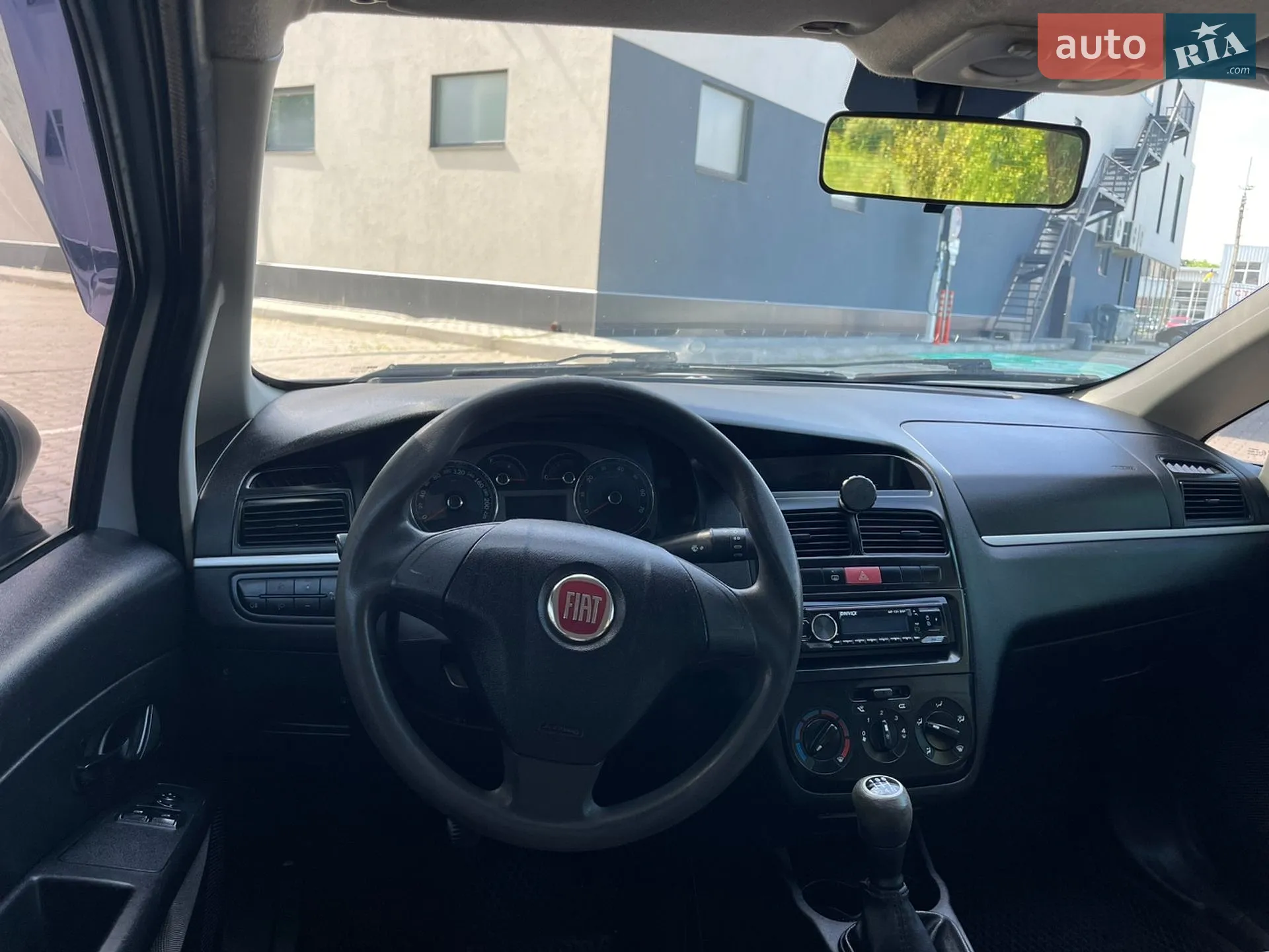 2012 Fiat Linea - мініатюра 11