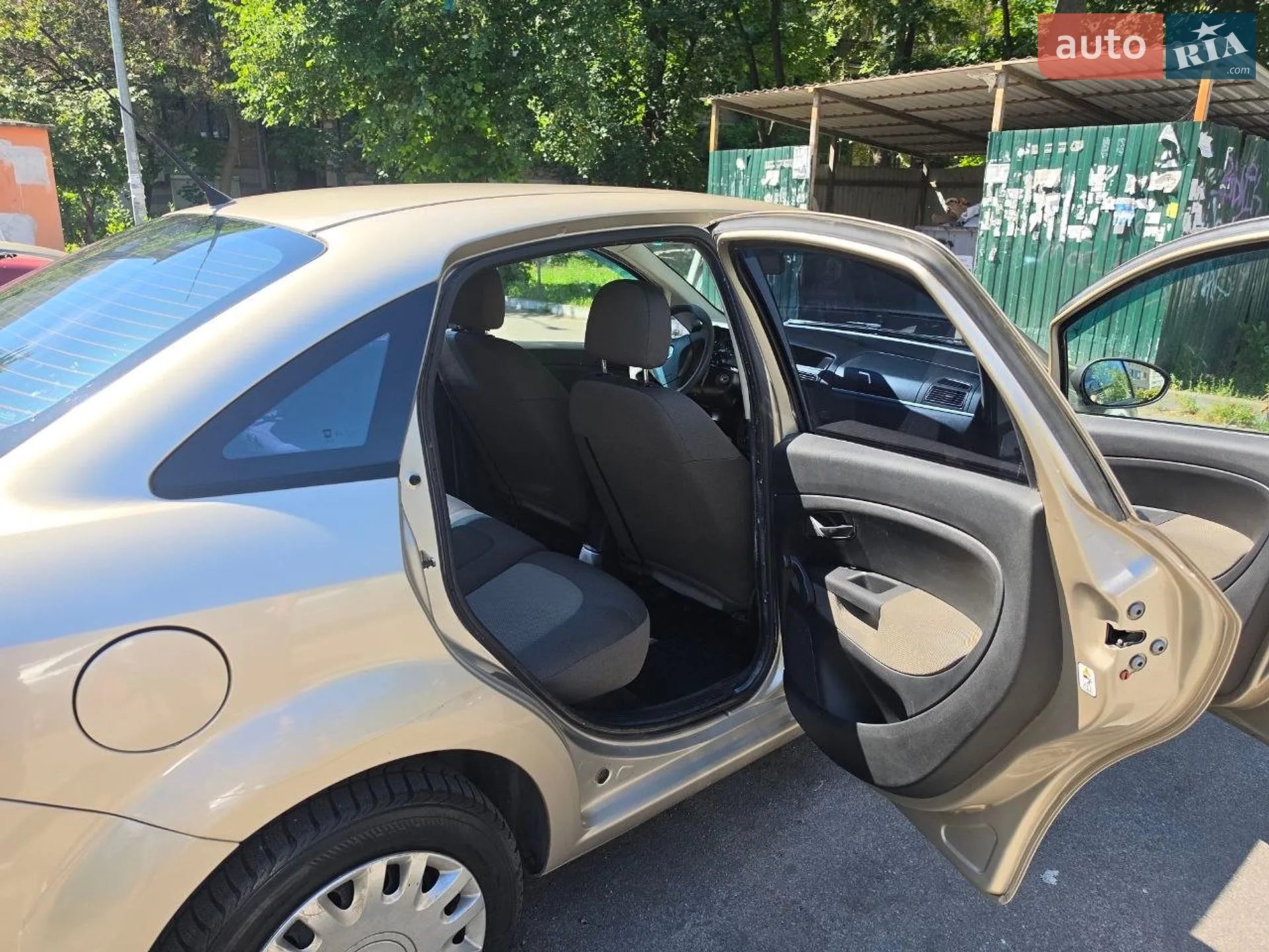 2012 Fiat Linea - мініатюра 3