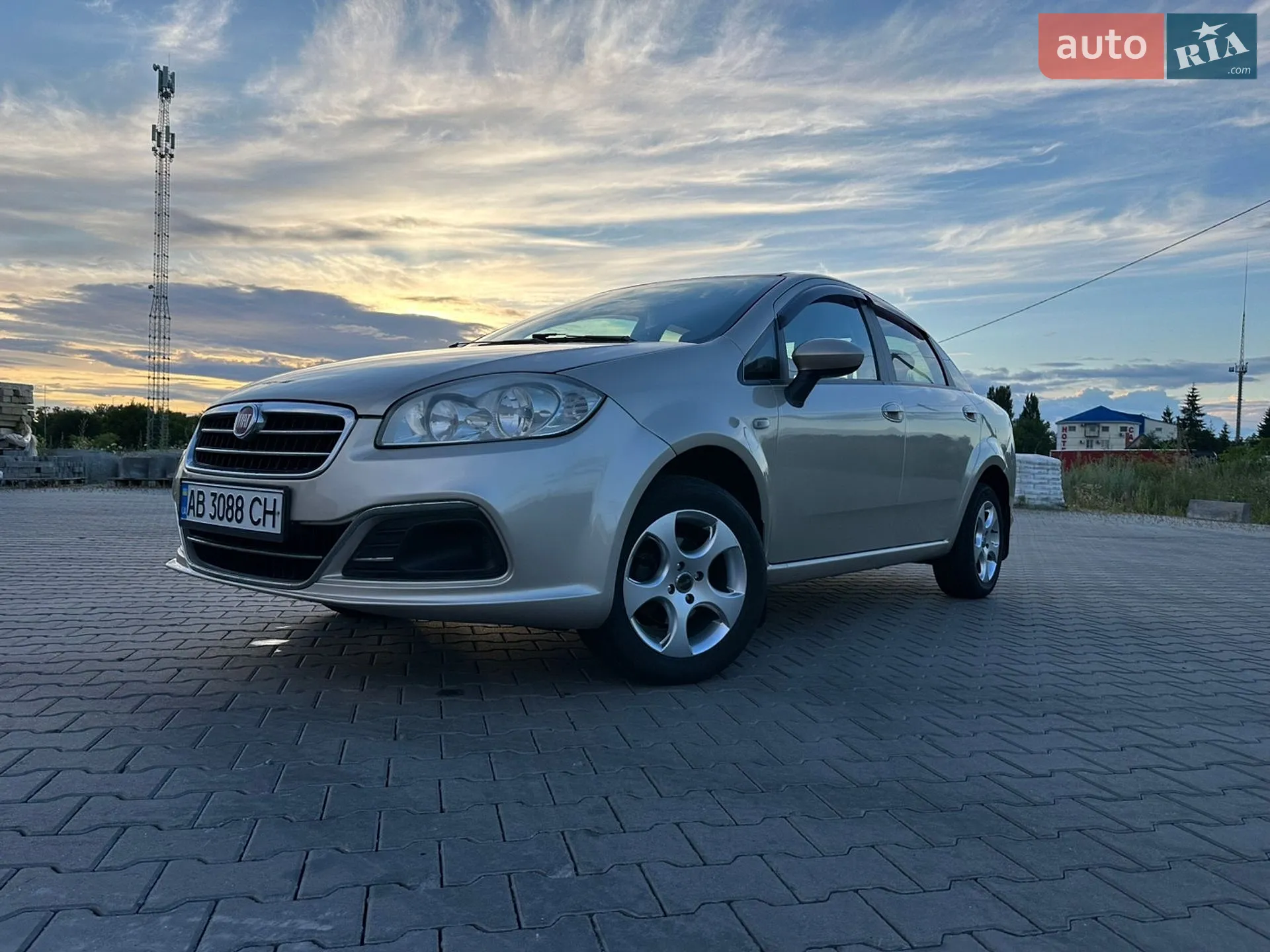 2013 Fiat Linea - мініатюра 2