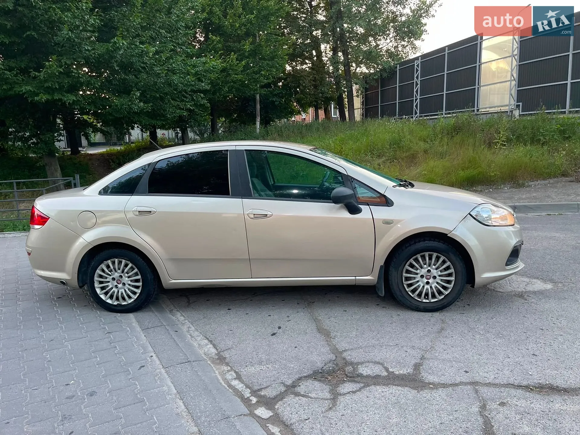 2015 Fiat Linea - мініатюра 6