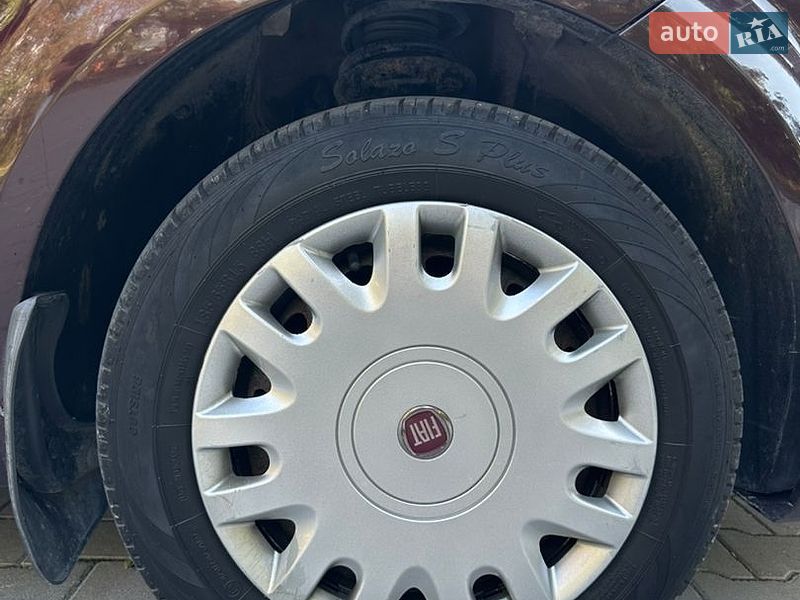Седан Fiat Linea 2013 в Тернополе