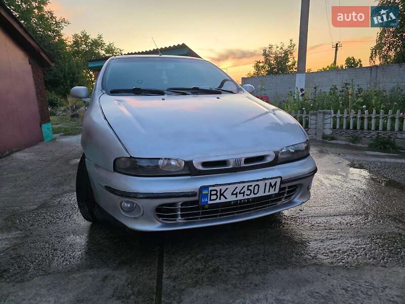 Седан Fiat Marea 2000 в Рівному