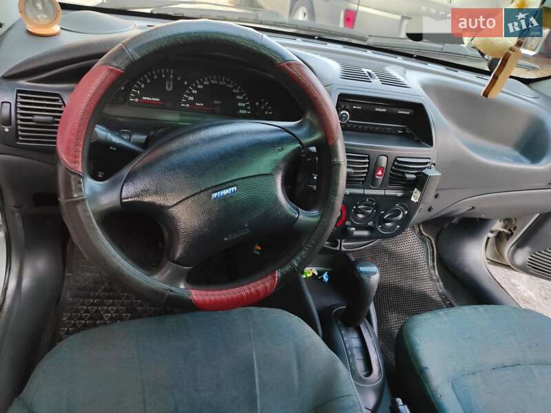 Седан Fiat Marea 2000 в Ровно