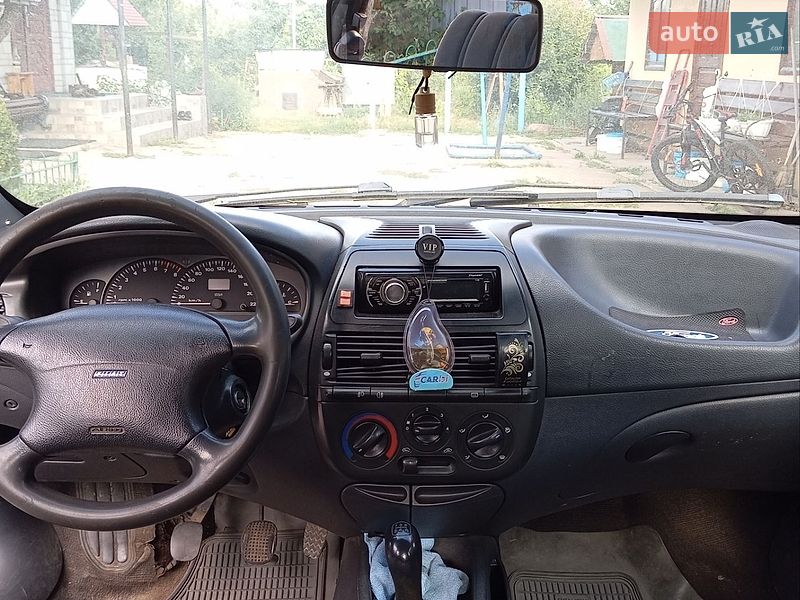 Седан Fiat Marea 1998 в Гребенках