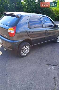Хэтчбек Fiat Palio 2003 в 