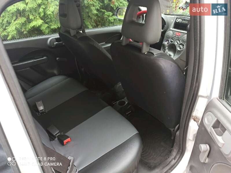 Хетчбек Fiat Panda 2011 в Самборі