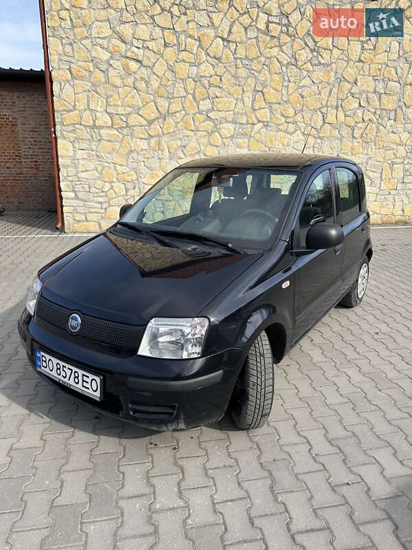 Хэтчбек Fiat Panda 2012 в Бережанах