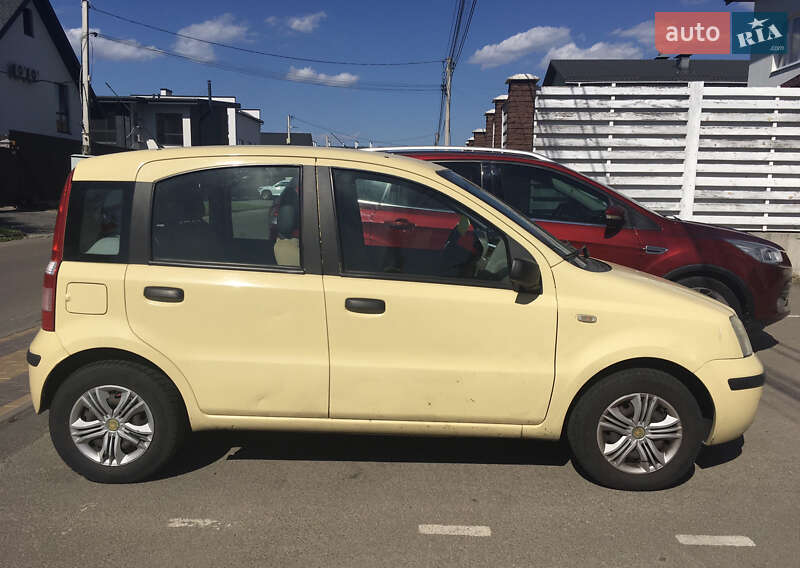 Хэтчбек Fiat Panda 2004 в Киеве
