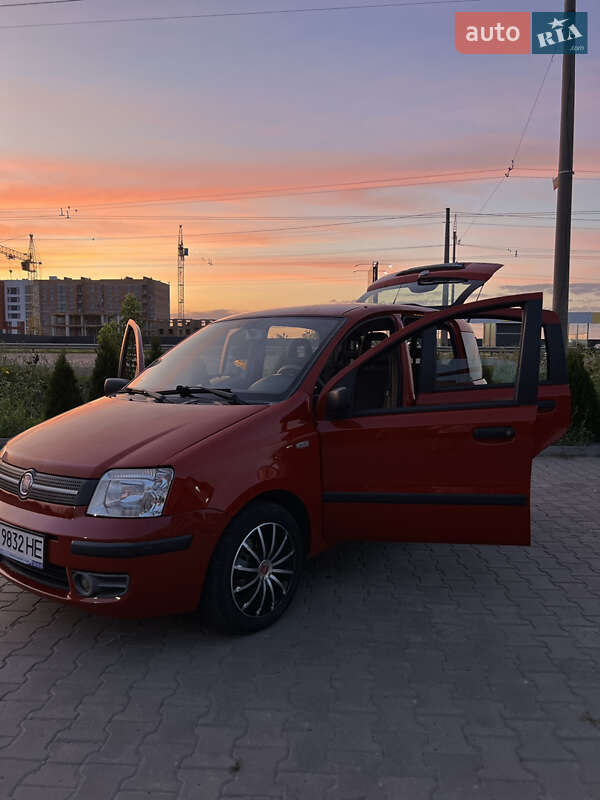 Хэтчбек Fiat Panda 2005 в Луцке