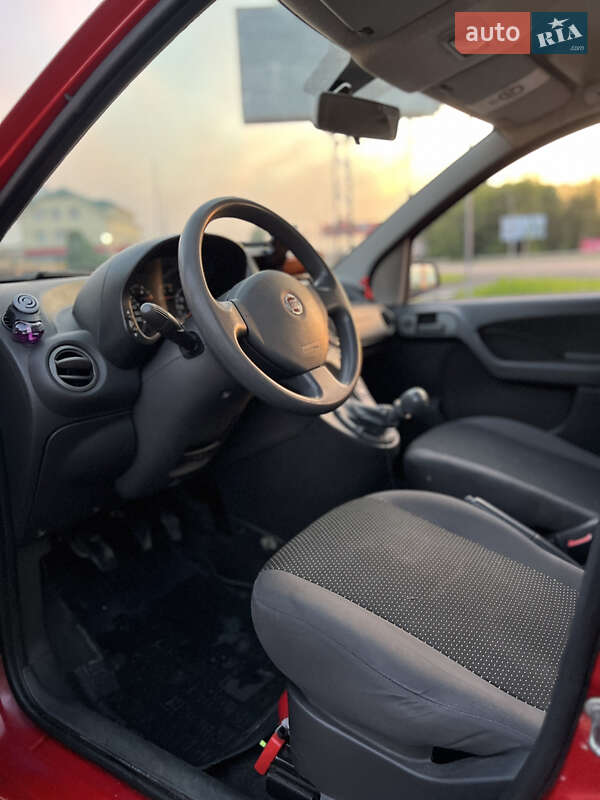 Хэтчбек Fiat Panda 2005 в Луцке