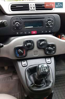 Хэтчбек Fiat Panda 2012 в 