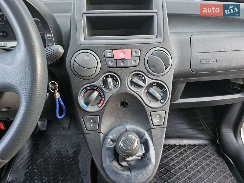 Хэтчбек Fiat Panda 2011 в Львове