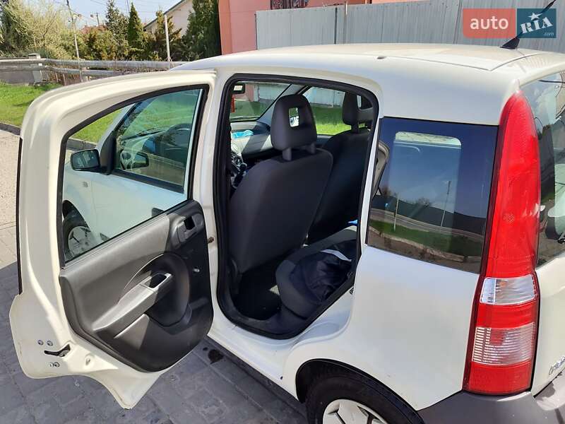 Хэтчбек Fiat Panda 2009 в Винниках