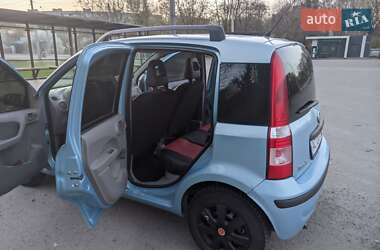 Хетчбек Fiat Panda 2005 в 