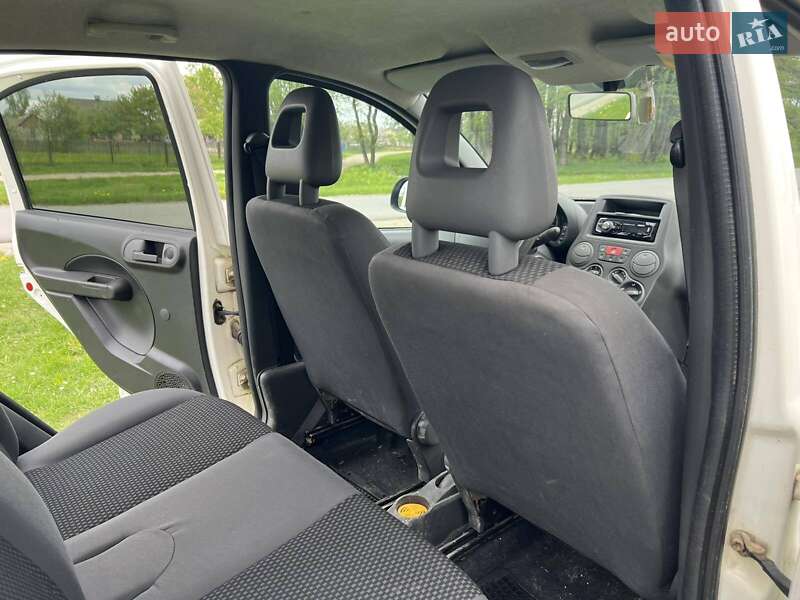 Хэтчбек Fiat Panda 2011 в Ивано-Франковске