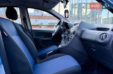 Хетчбек Fiat Panda 2010 в 