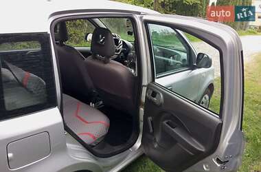Хэтчбек Fiat Panda 2011 в 
