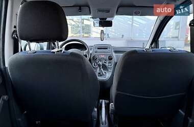 Хэтчбек Fiat Panda 2010 в 