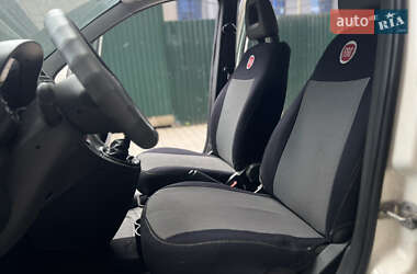 Хетчбек Fiat Panda 2011 в 
