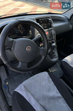 Хэтчбек Fiat Panda 2009 в 