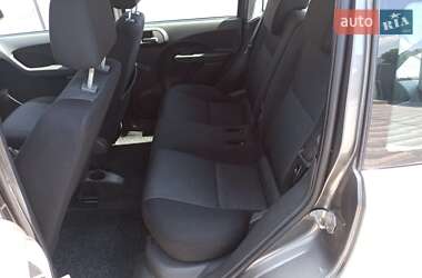 Хэтчбек Fiat Panda 2011 в 