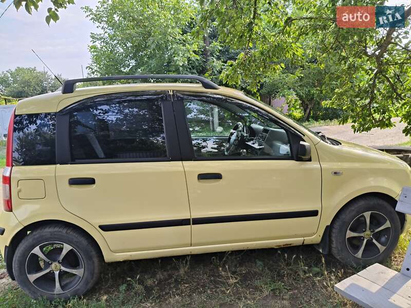 Хетчбек Fiat Panda 2004 в Синельниковому