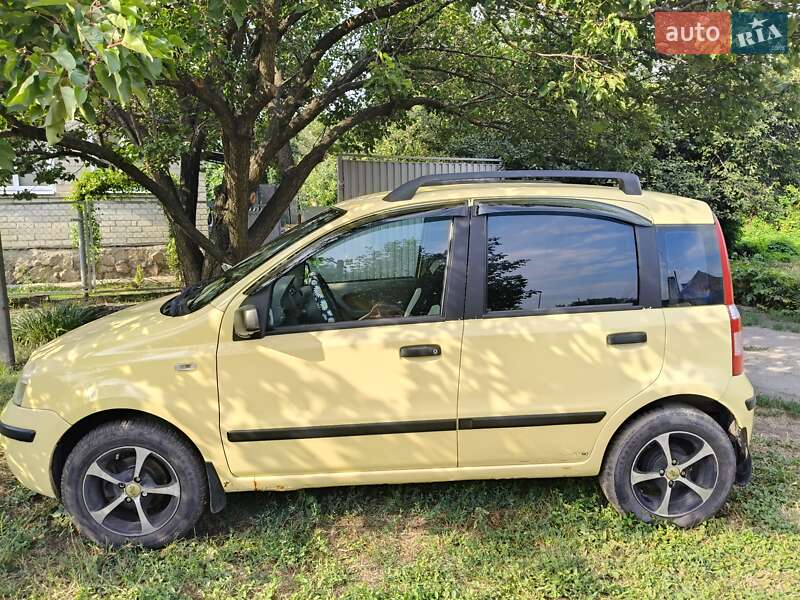 Хетчбек Fiat Panda 2004 в Синельниковому