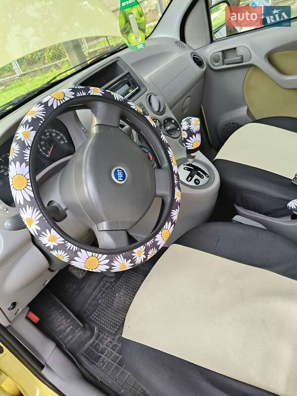 Хетчбек Fiat Panda 2004 в Синельниковому