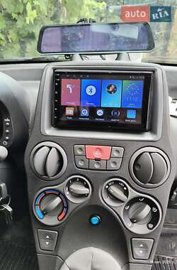 Хэтчбек Fiat Panda 2012 в 