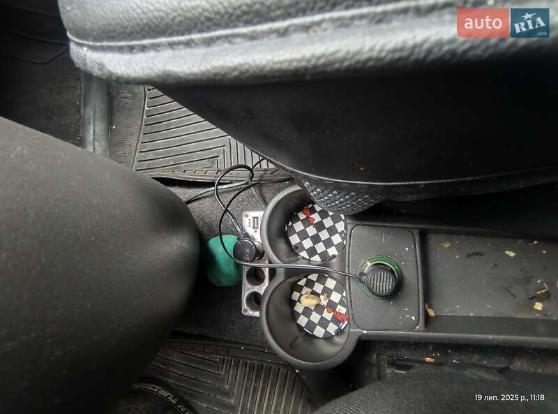 Хэтчбек Fiat Panda 2012 в Кропивницком фото 31 Хэтчбек Fiat Panda 2012 в Кропивницком