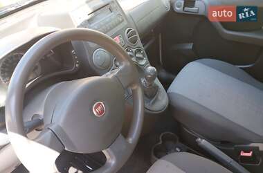 Хэтчбек Fiat Panda 2012 в 