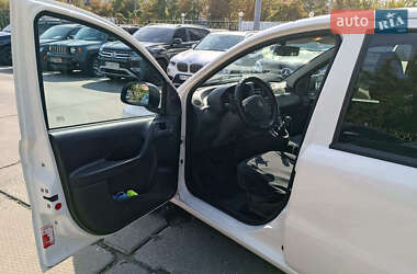 Хэтчбек Fiat Panda 2011 в 