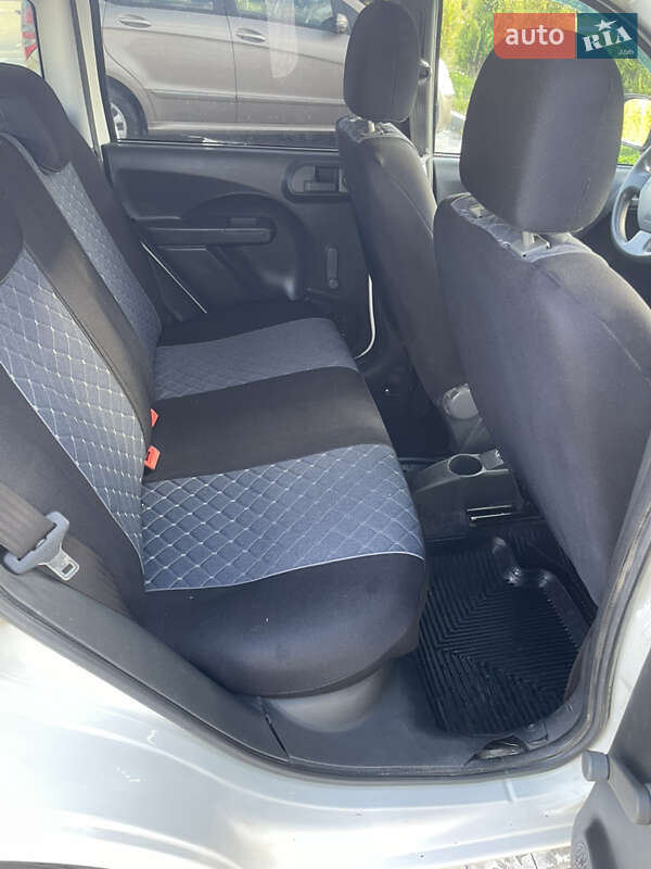 Хетчбек Fiat Panda 2011 в Мостиській