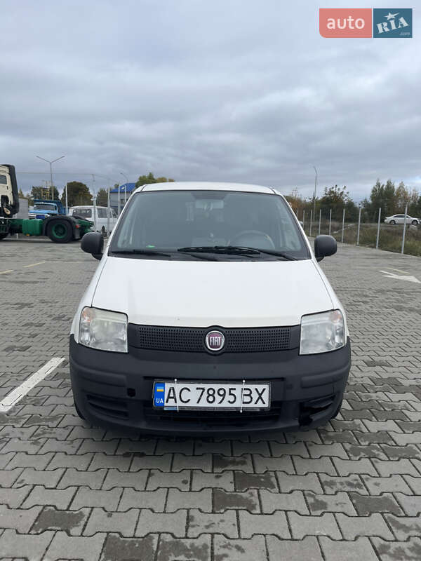 Хэтчбек Fiat Panda 2011 в Нововолынске фото Хэтчбек Fiat Panda 2011 в Нововолынске