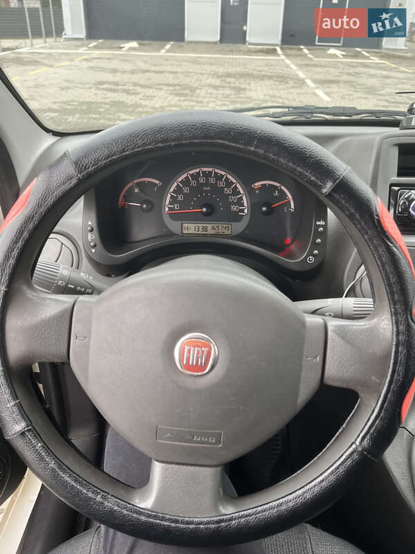 Хэтчбек Fiat Panda 2011 в Нововолынске фото 14 Хэтчбек Fiat Panda 2011 в Нововолынске