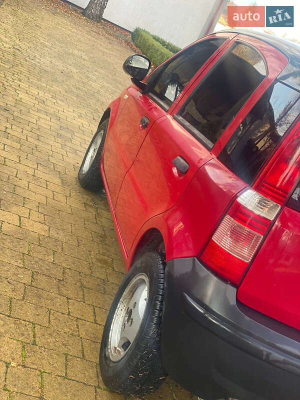 Хэтчбек Fiat Panda 2010 в Городке