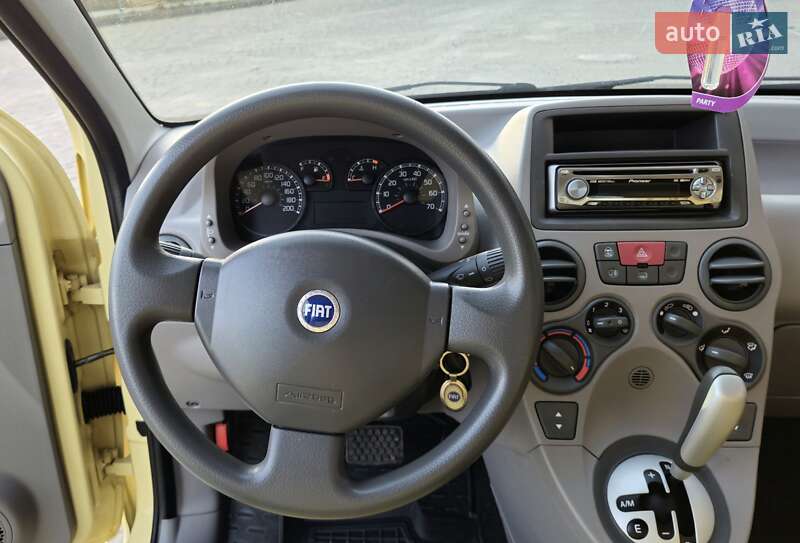 Хетчбек Fiat Panda 2005 в Івано-Франківську фото 28 Хетчбек Fiat Panda 2005 в Івано-Франківську
