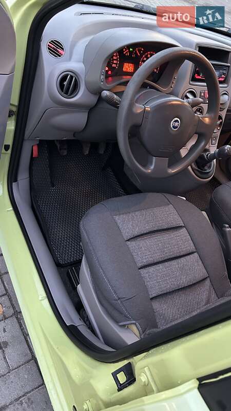 Хэтчбек Fiat Panda 2004 в Днепре